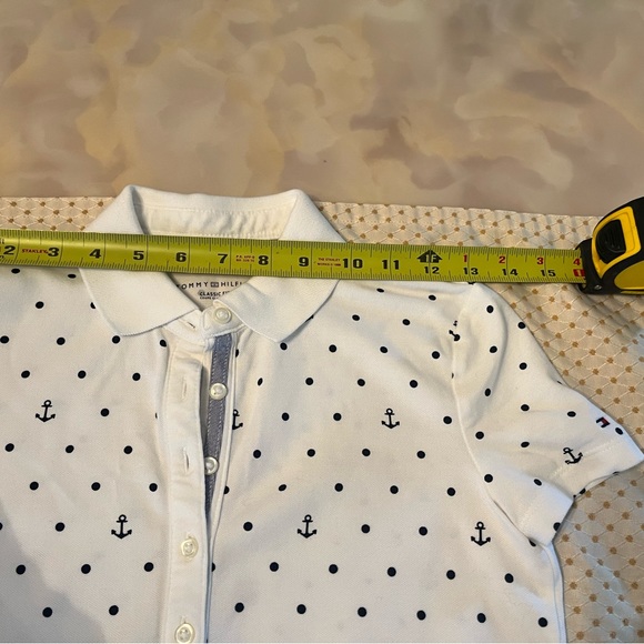🌹2/$20🌹NWOT Tommy Hilfiger All Over Printed Polo Shirt - White - Picture 5 of 7